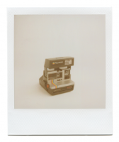 https://robinwaart.nl/files/gimgs/th-85_85_025-80s-110319-1833-hrs-muenchen-de-1983-polaroid-lightmixer-630-sl-lm-program-rainbow-line-1983-651-eur.png