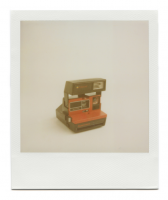 https://robinwaart.nl/files/gimgs/th-85_85_089-80s-110507-1503-hrs-berlin-de-1988-1992--polaroid-super-colors-lm-program-red-1988-1992-1560-eur.png