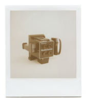 https://robinwaart.nl/files/gimgs/th-85_85_141-portrait-110911-1832-hrs-muehlheim-de-19-polaroid-studio-express-19-5350-eur.png